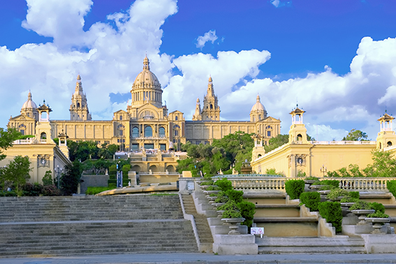 Viajes a Barcelona, España con los planes de ahorro sin intereses solo en CVU